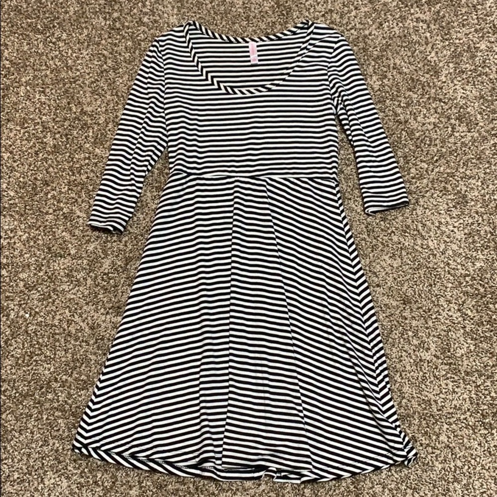 Striped Quarter-Sleeve Dress